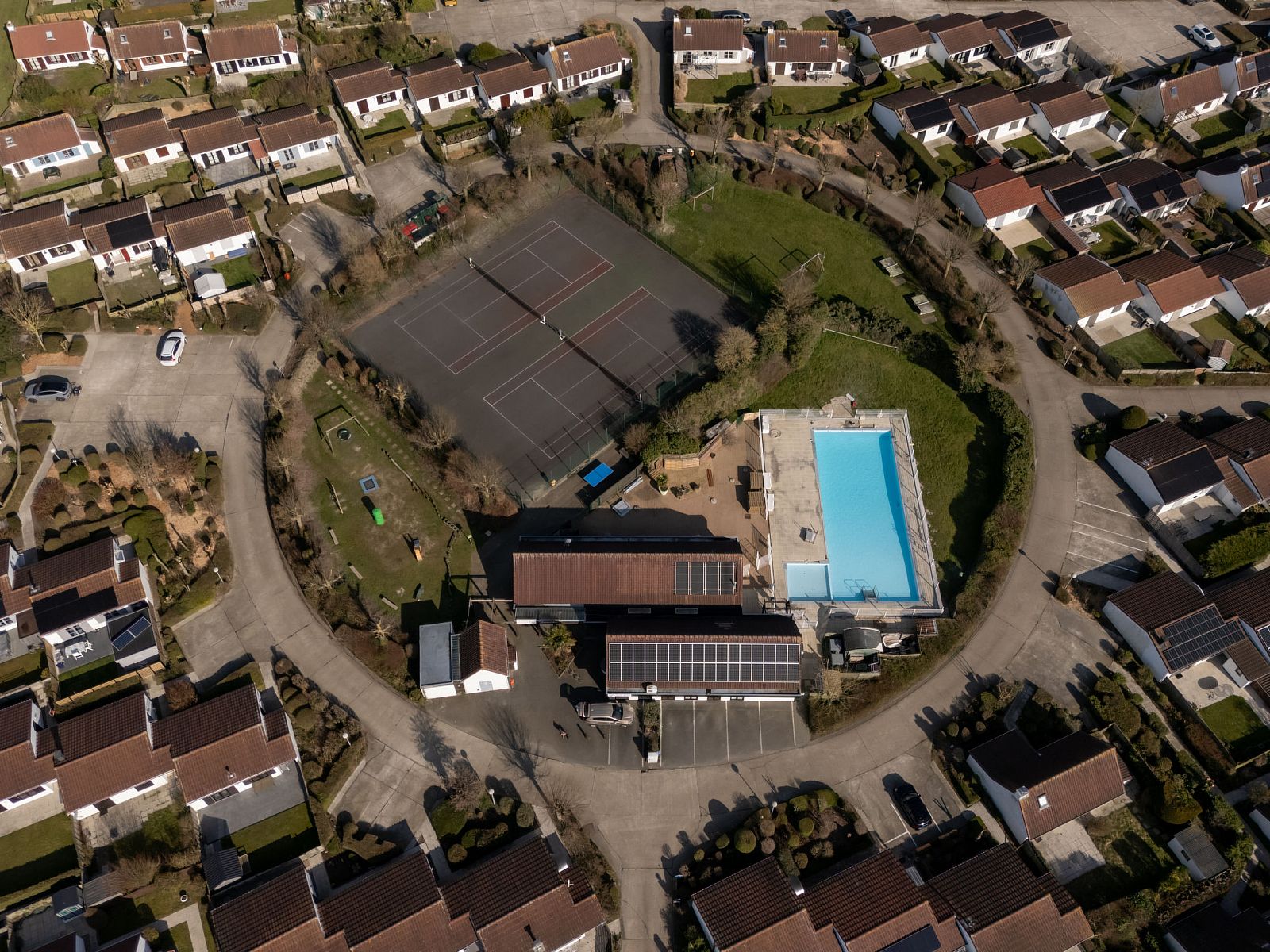 Unterkunft 011002 - Ferienhaus Westflandern - Vakantiehuis Duinenhuisje 25 parking and shared pool