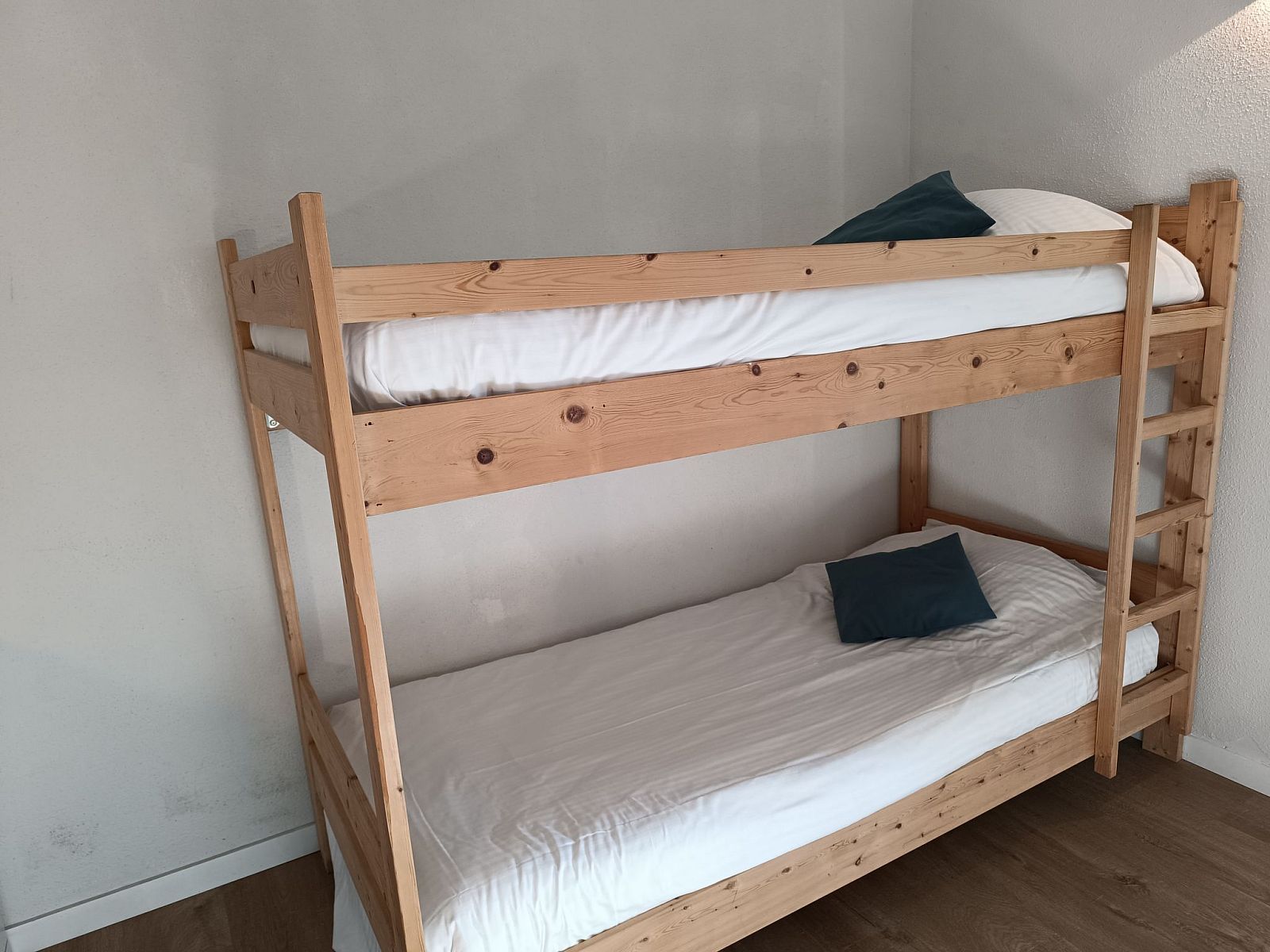 Unterkunft 011002 - Ferienhaus Westflandern - Vakantiehuis Duinenhuisje 25 parking and shared pool