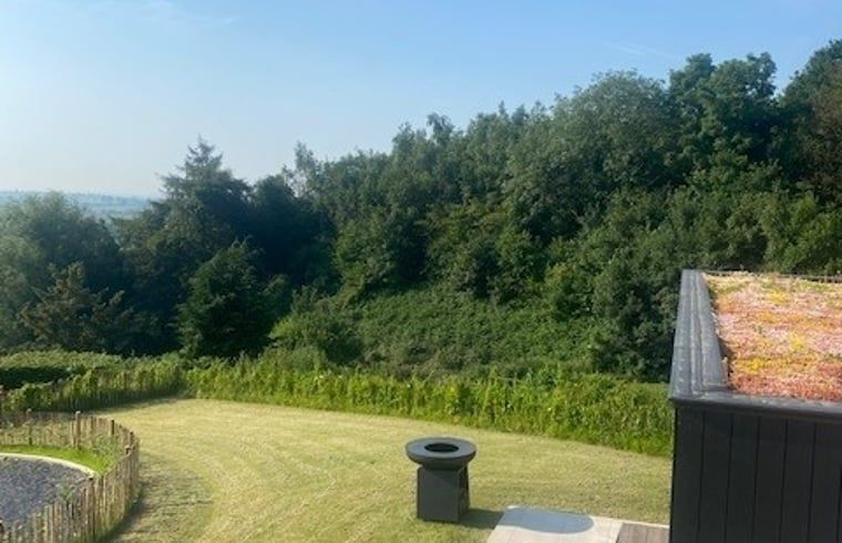Wunderschoene Aussicht auf die Natur rundherum Ferienhaus in Heuvelland, Westouter, Westflandern, Belgien.