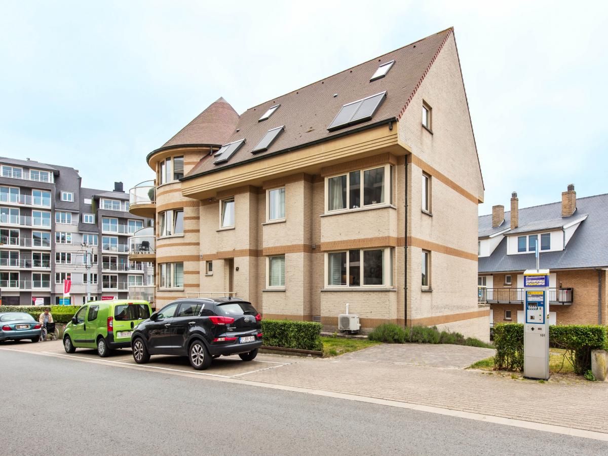 Klokjesbloem Gelijkvloers vakantiehuis in Koksijde, West-Vlaanderen, met moderne architectuur en centrale ligging.