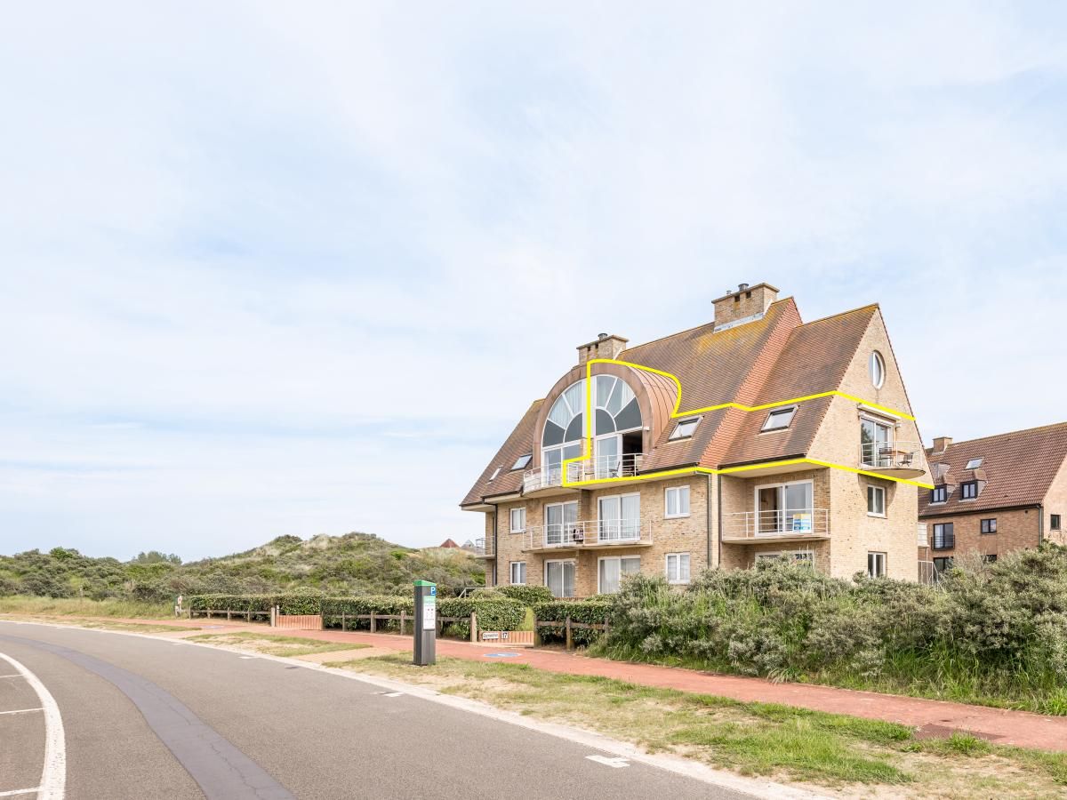 LaRoyale Ferienhaus in De Panne, Westflandern, mit herrlichem Blick auf die Duenen und moderner Architektur.
