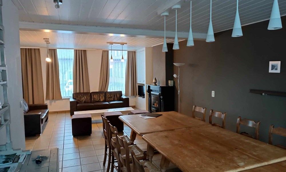 Gemuetliches Wohnzimmer im Ferienhaus De Blauwer in Poperinge, Westflandern.
