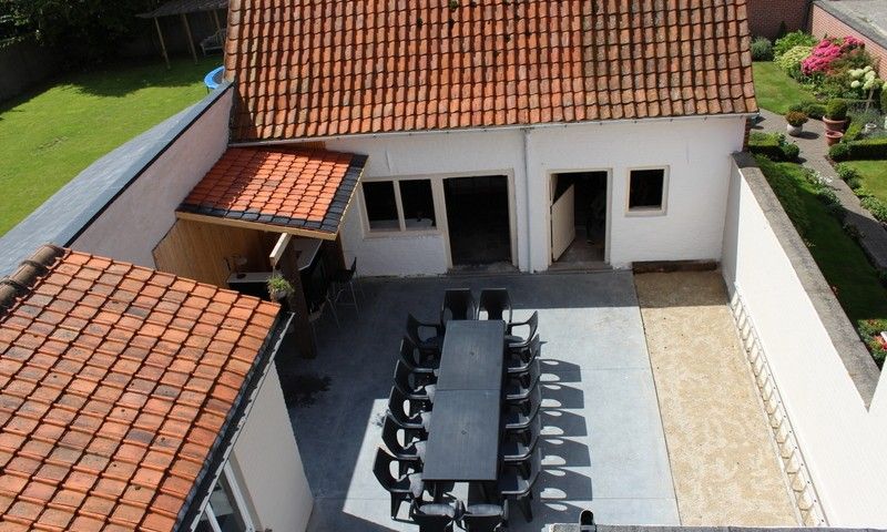 Geraeumige Terrasse im Ferienhaus De Blauwer, Poperinge, Westflandern.