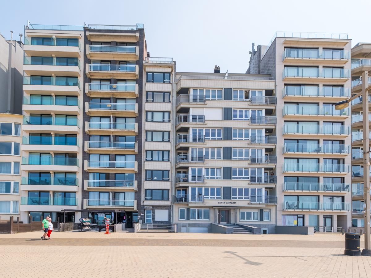 Das Ferienhaus Reno - 0701 in Middelkerke, Westflandern, bietet von einem modernen Appartementhaus aus einen herrlichen Blick auf die Kueste.