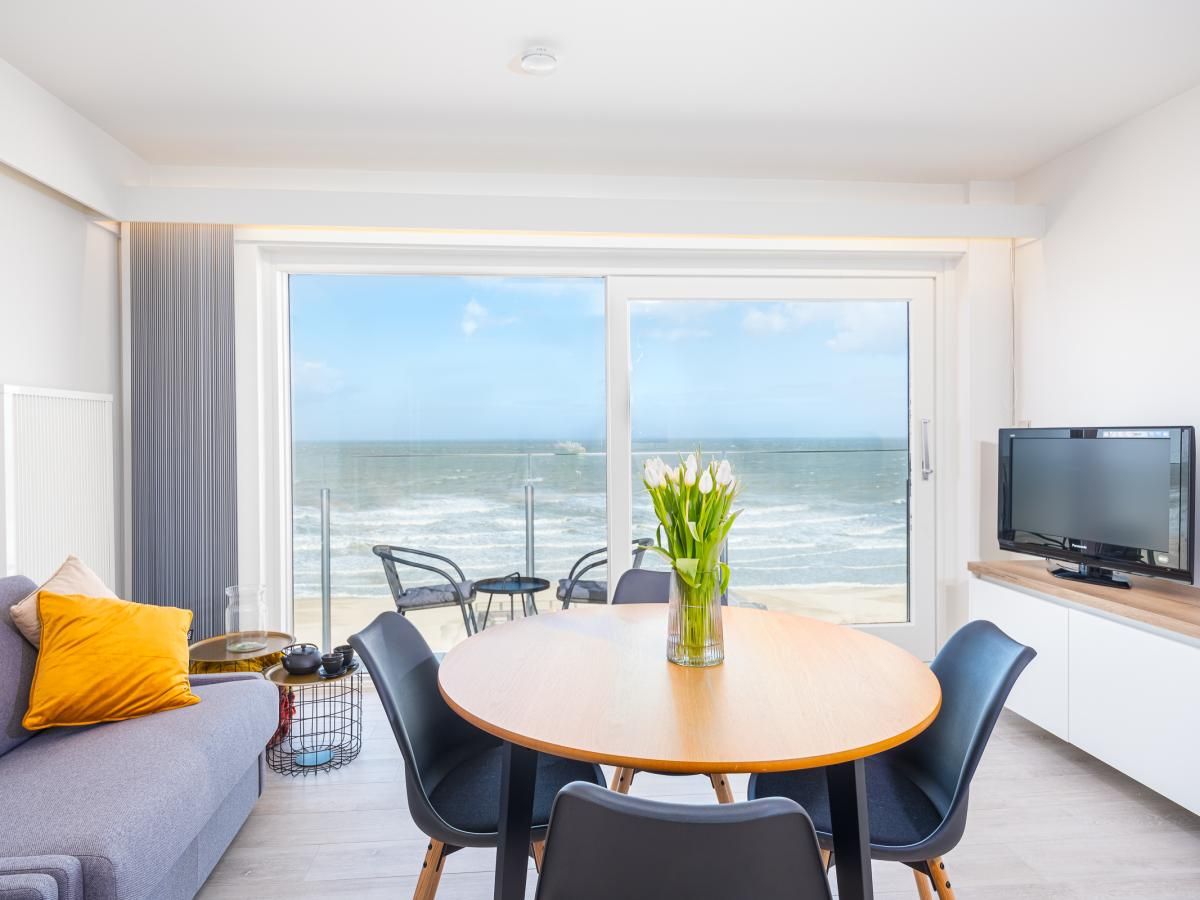 Emperador - 0401 Ferienhaus in Middelkerke, Westflandern, mit herrlichem Meerblick vom hellen Wohnzimmer aus und moderner Einrichtung.