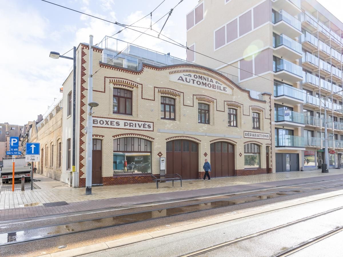 Moderne Kueche im Ferienhaus Omnia 9 - 0203, Middelkerke, Westflandern mit schlichtem Dekor und hochwertigen Geraeten.