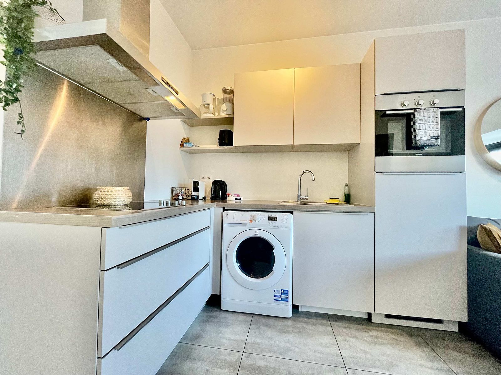 Guest house 040151 - Apartment Antwerp - Cozy 1BR City Centre Near Meir Shopping by OneLuxStay