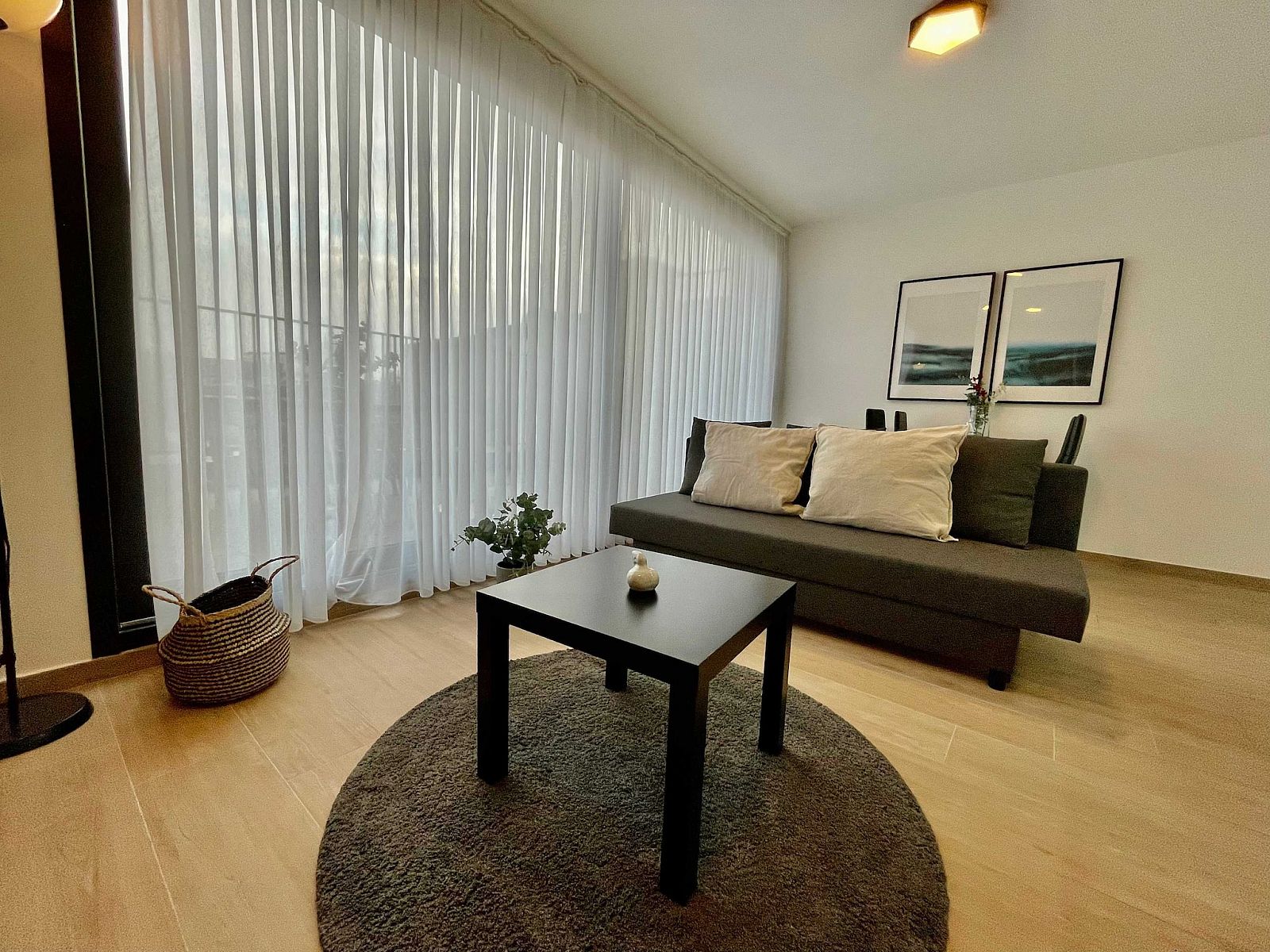 Guest house 040152 - Apartment Antwerp - Modern 1BR Near Diamond District by OneLuxStay
