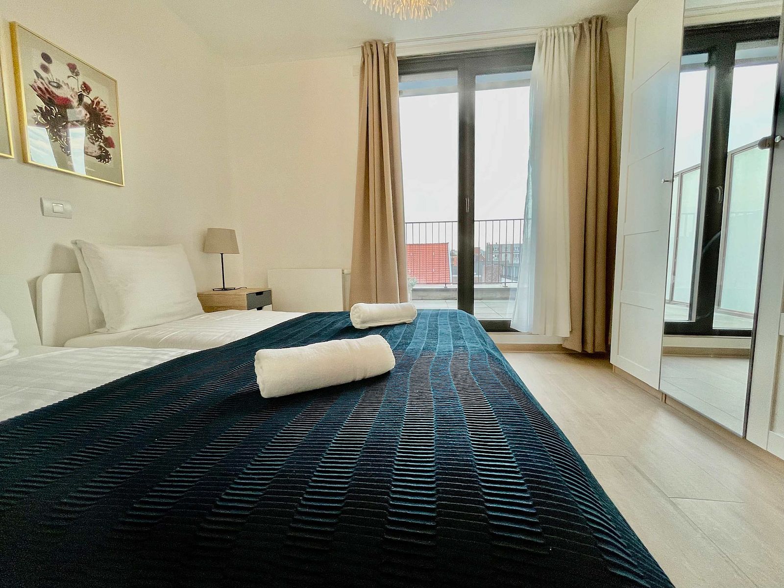 Guest house 040152 - Apartment Antwerp - Modern 1BR Near Diamond District by OneLuxStay