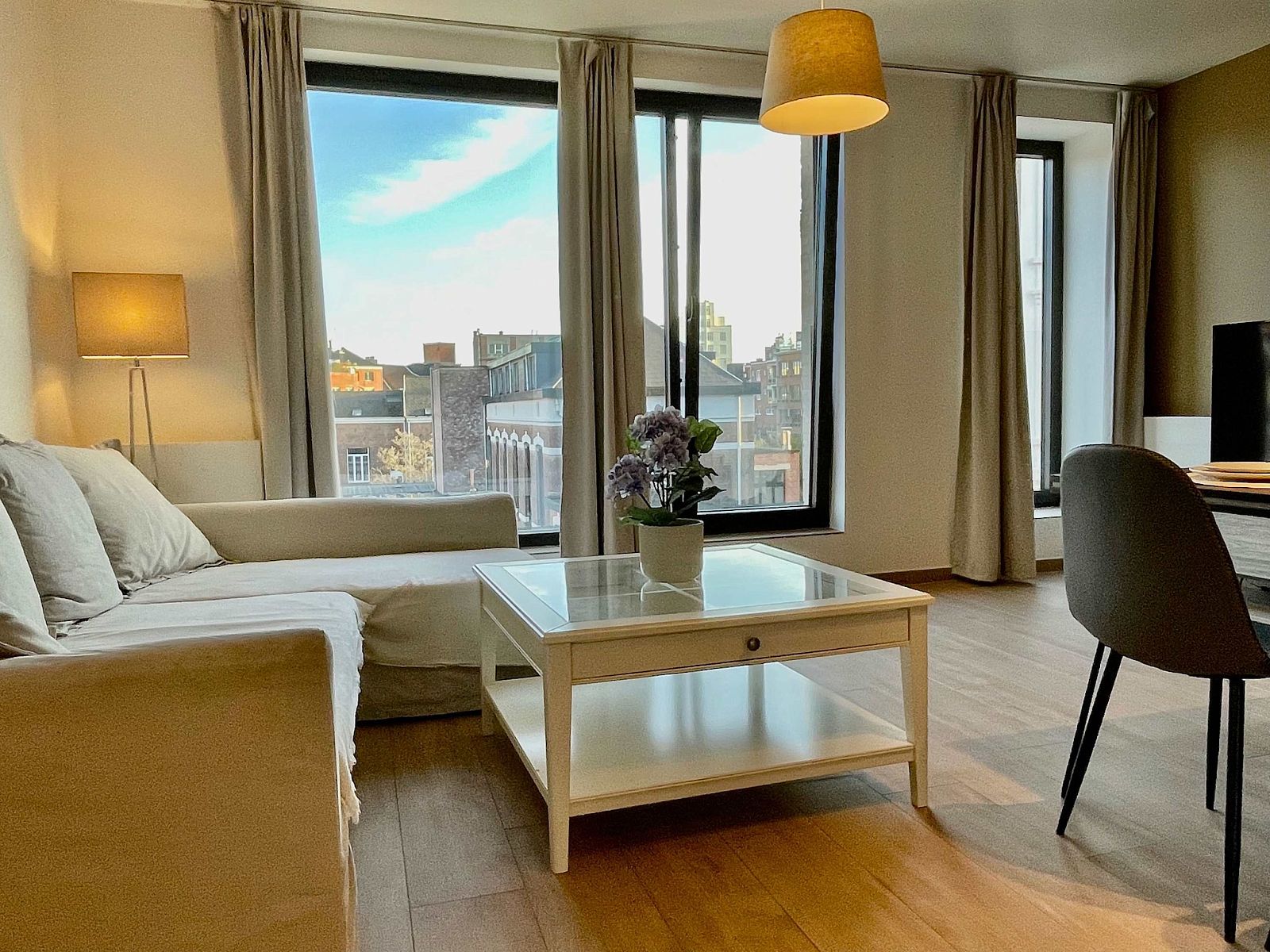 Guest house 040153 - Apartment Antwerp - Modern 2BR 1/5 BA Near Diamond District by OneLuxStay