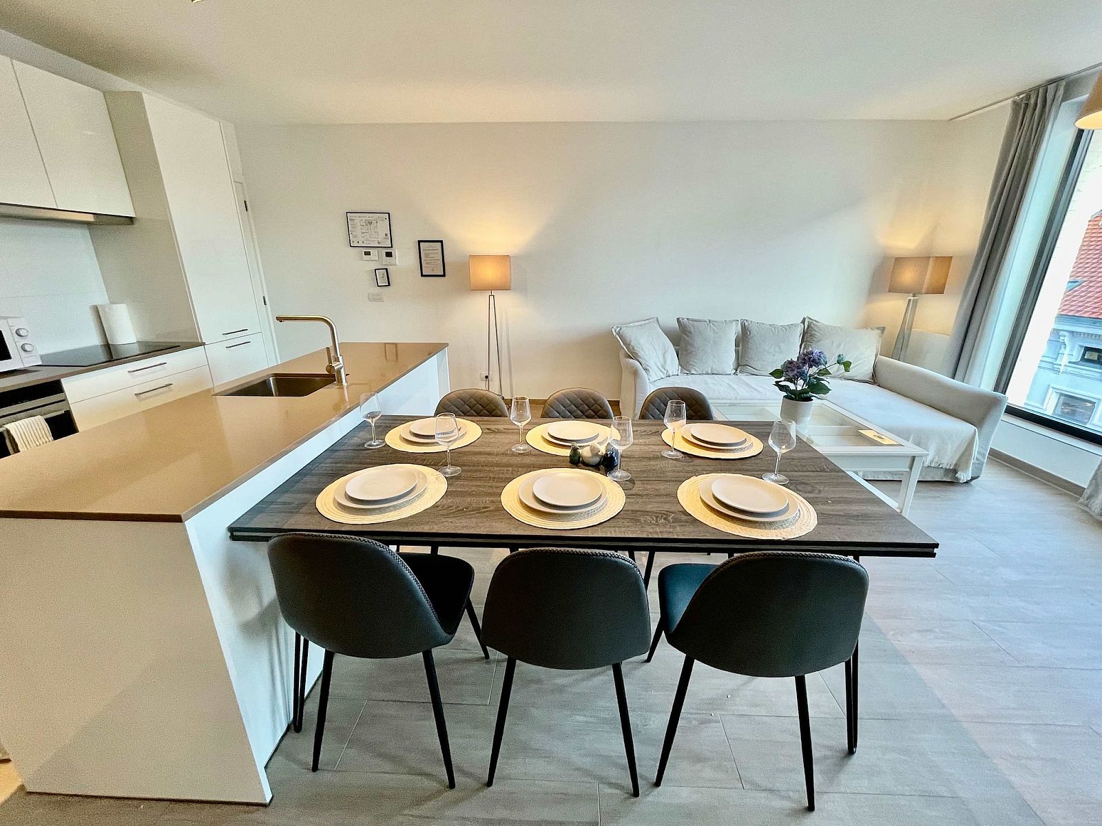 Guest house 040153 - Apartment Antwerp - Modern 2BR 1/5 BA Near Diamond District by OneLuxStay