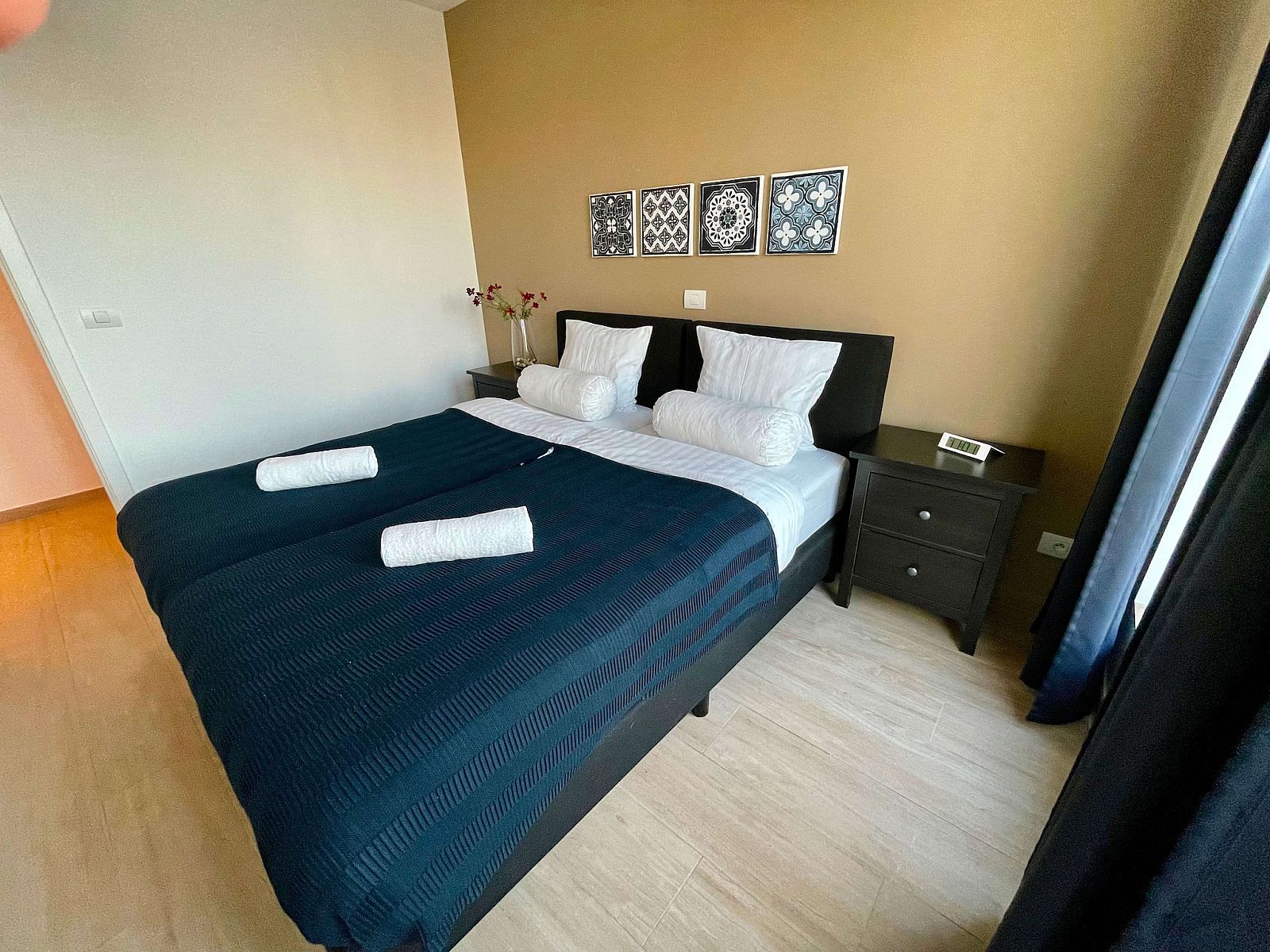 Guest house 040153 - Apartment Antwerp - Modern 2BR 1/5 BA Near Diamond District by OneLuxStay