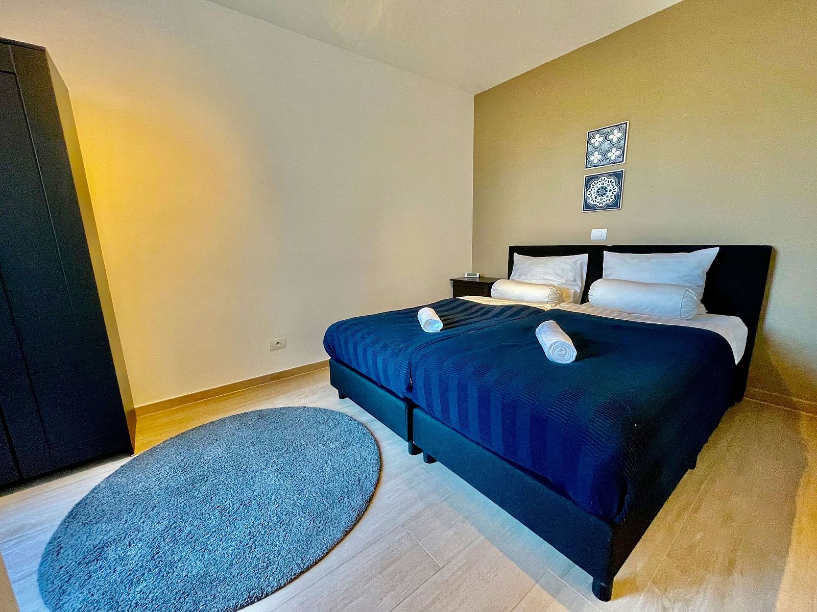Guest house 040153 - Apartment Antwerp - Modern 2BR 1/5 BA Near Diamond District by OneLuxStay