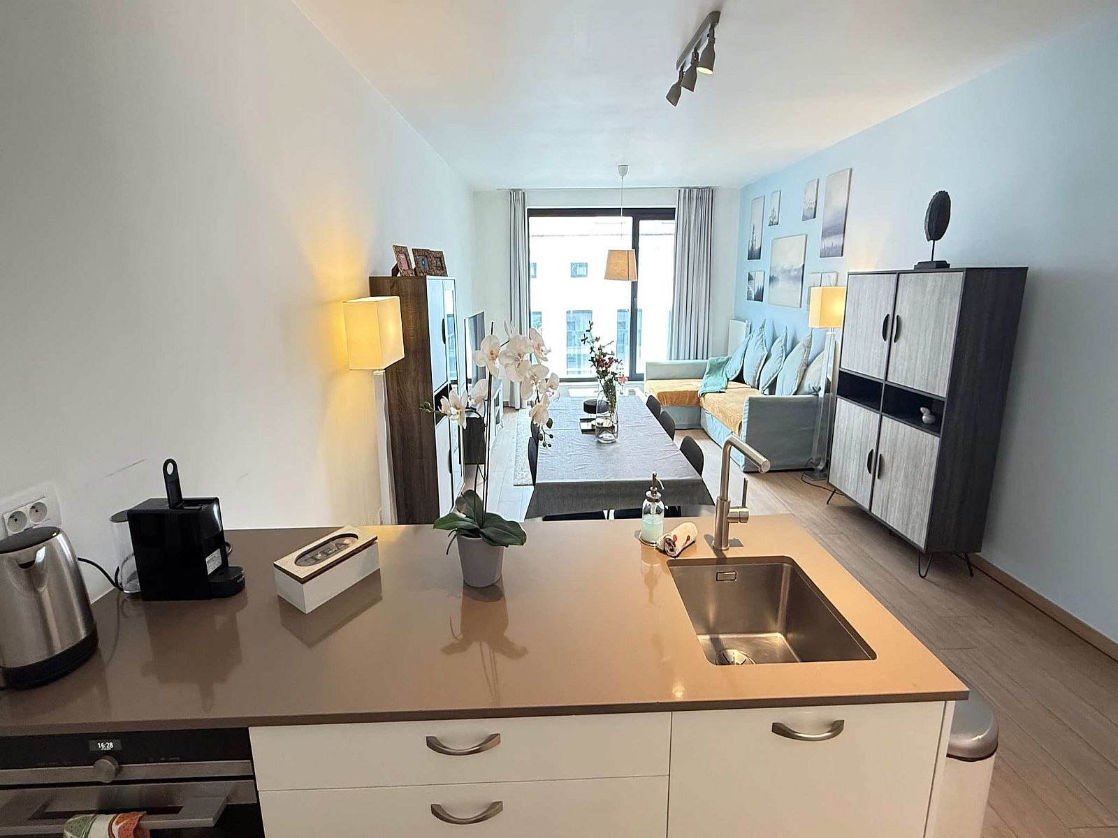 Unterkunft 040154 - Appartement Antwerpen - Spacious 3BR 25 BA Near Diamond District by OneLuxStay