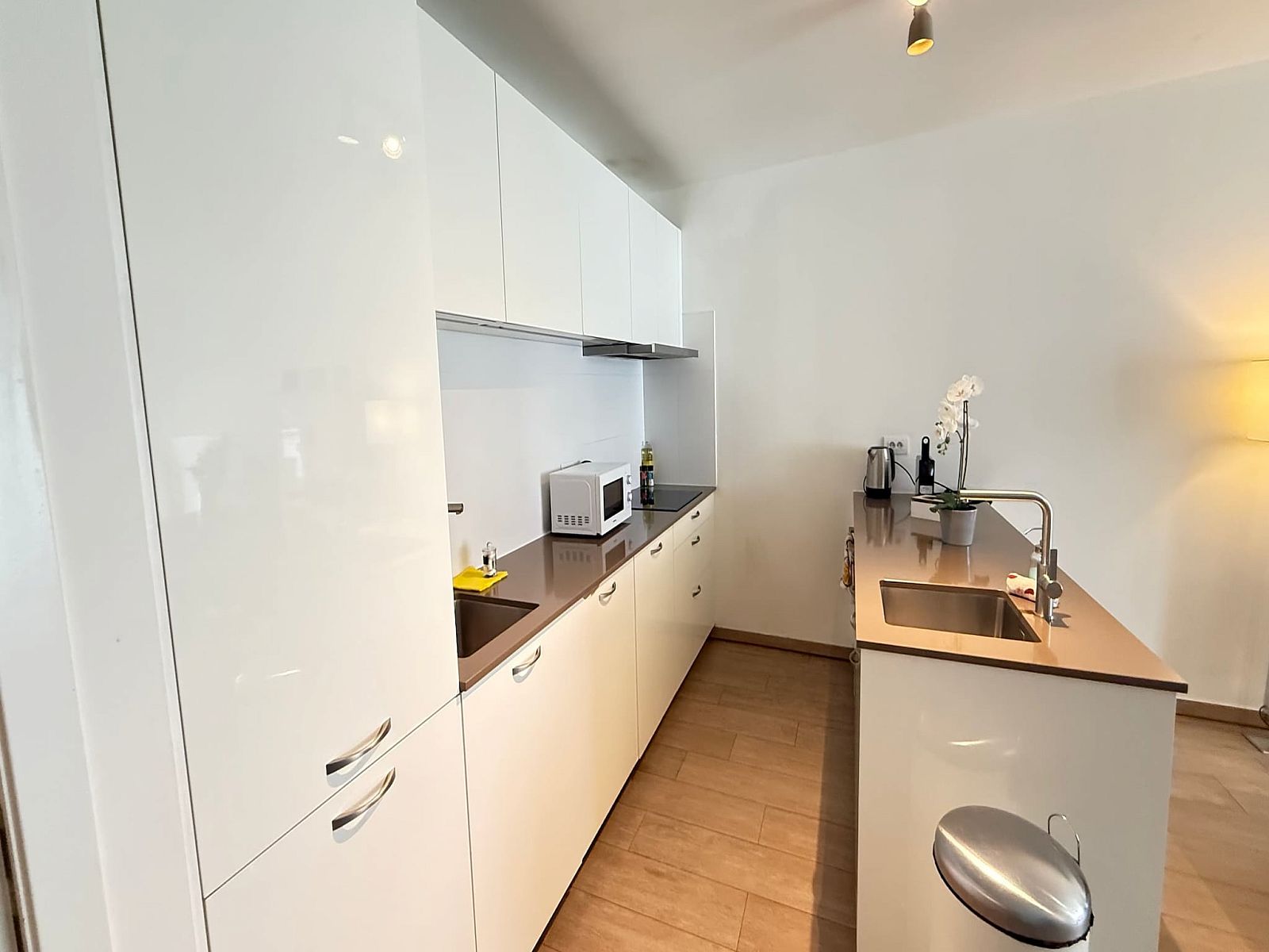 Unterkunft 040154 - Appartement Antwerpen - Spacious 3BR 25 BA Near Diamond District by OneLuxStay