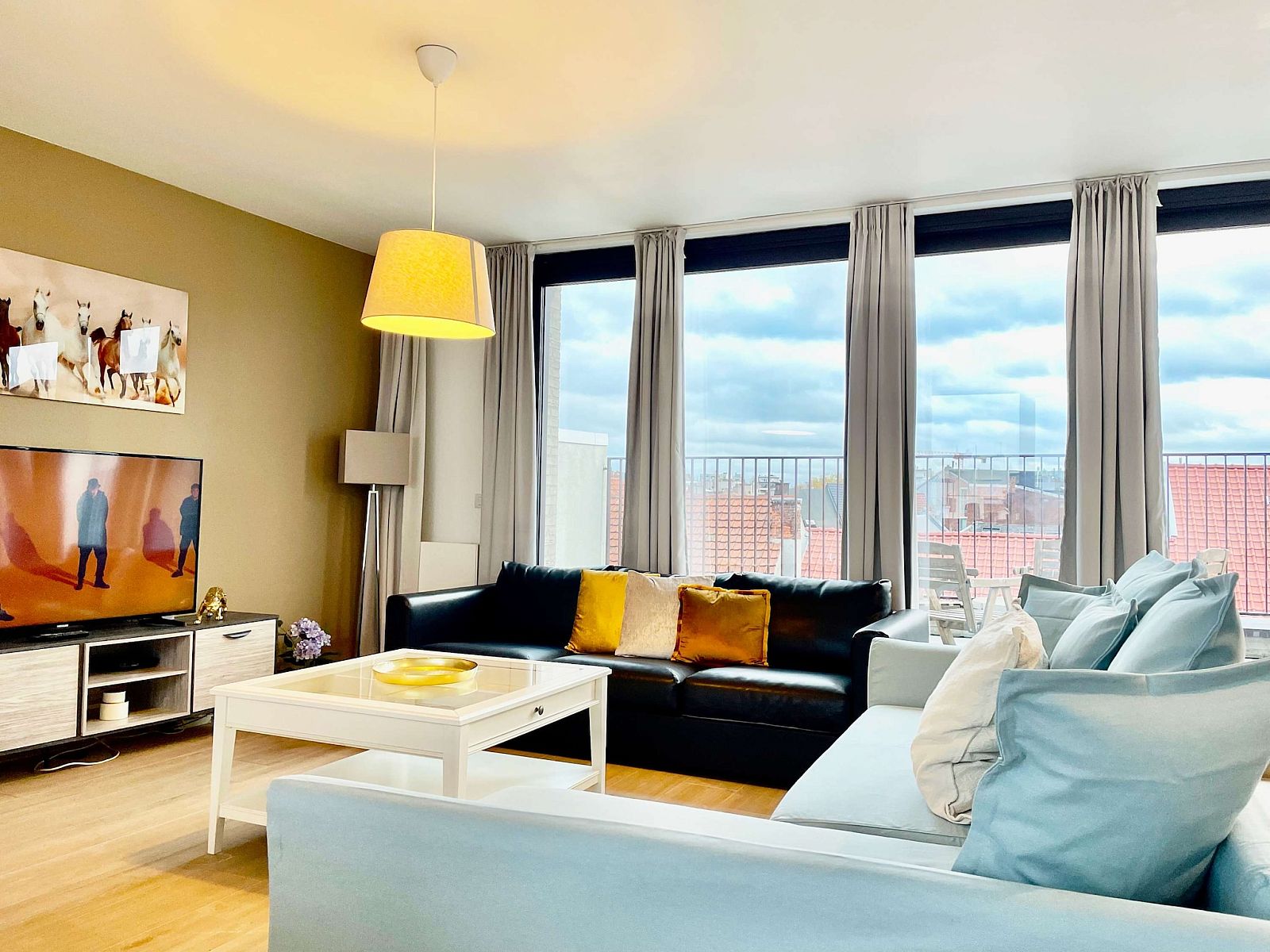Guest house 040155 - Apartment Antwerp - Modern 2BR Penthouse Near Diamond District by OneLuxStay