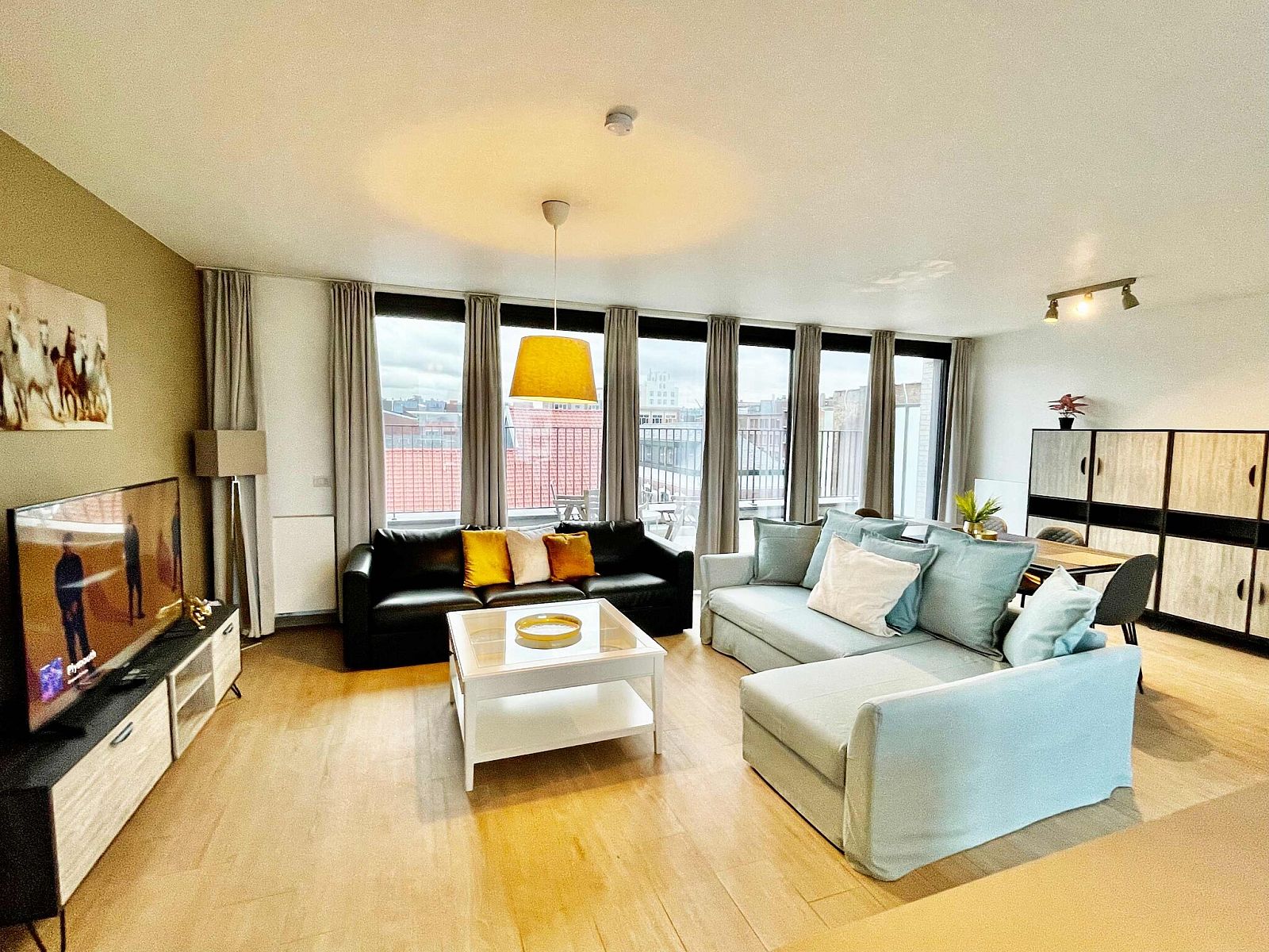 Guest house 040155 - Apartment Antwerp - Modern 2BR Penthouse Near Diamond District by OneLuxStay