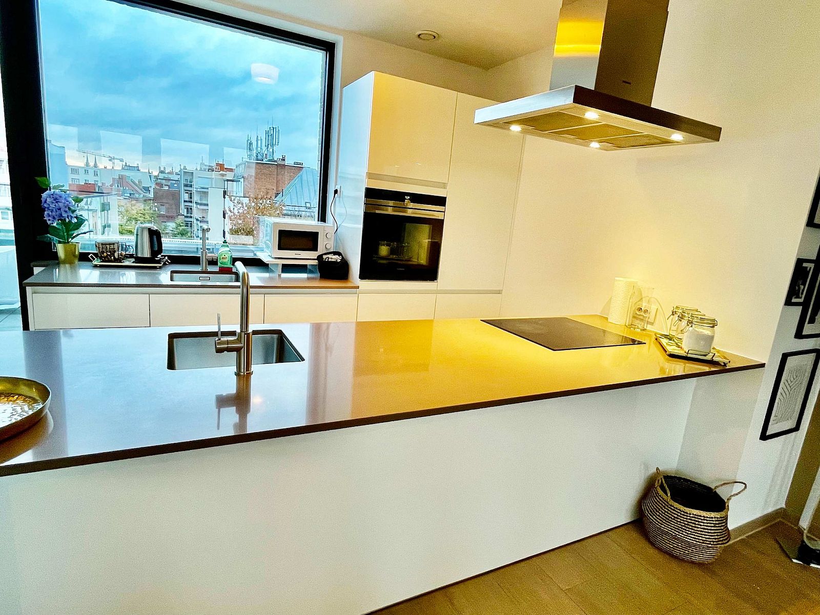 Guest house 040155 - Apartment Antwerp - Modern 2BR Penthouse Near Diamond District by OneLuxStay