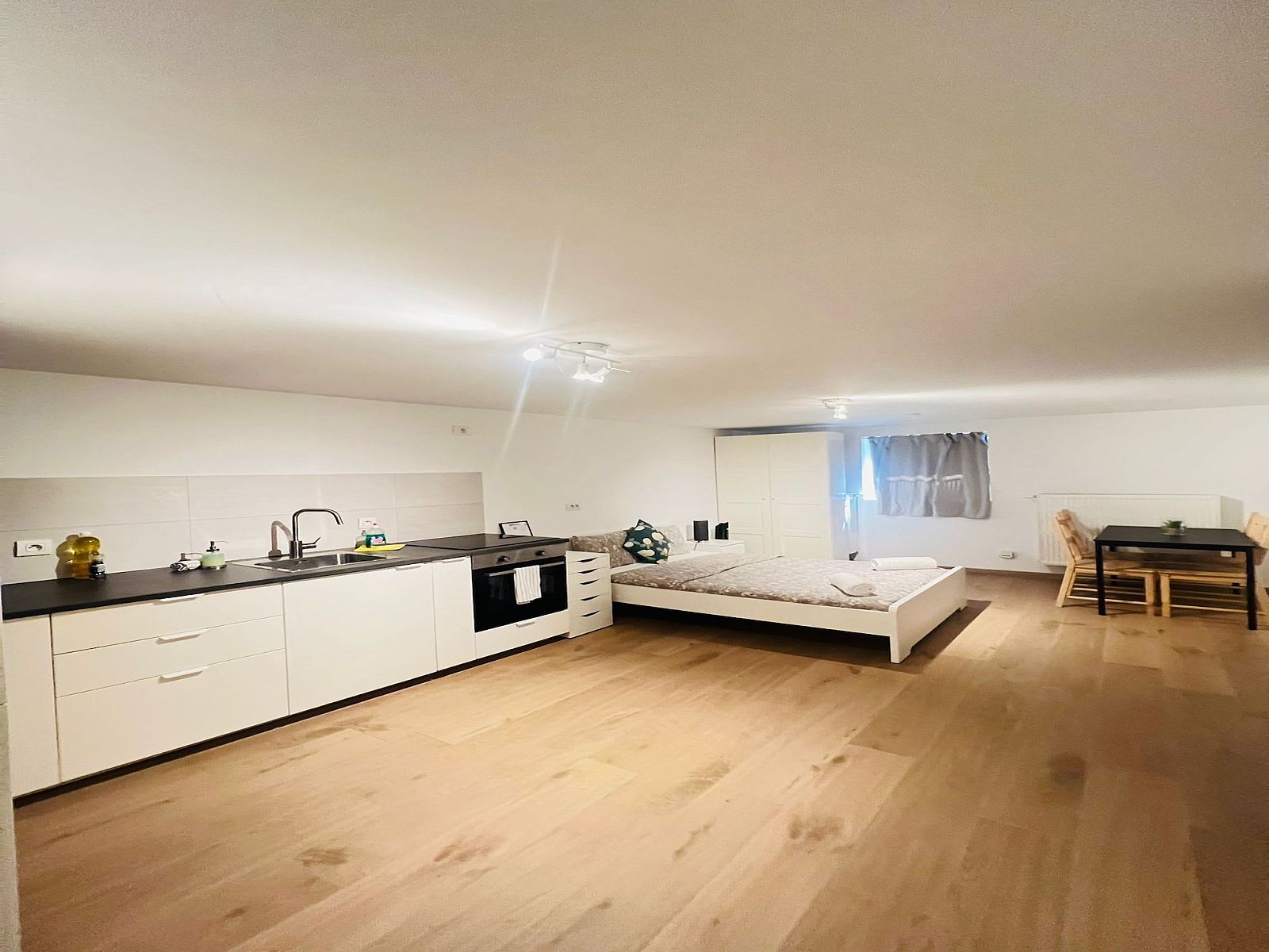 Guest house 040156 - Apartment Antwerp - Studio Suite Antwerp Fashion District by OneLuxStay