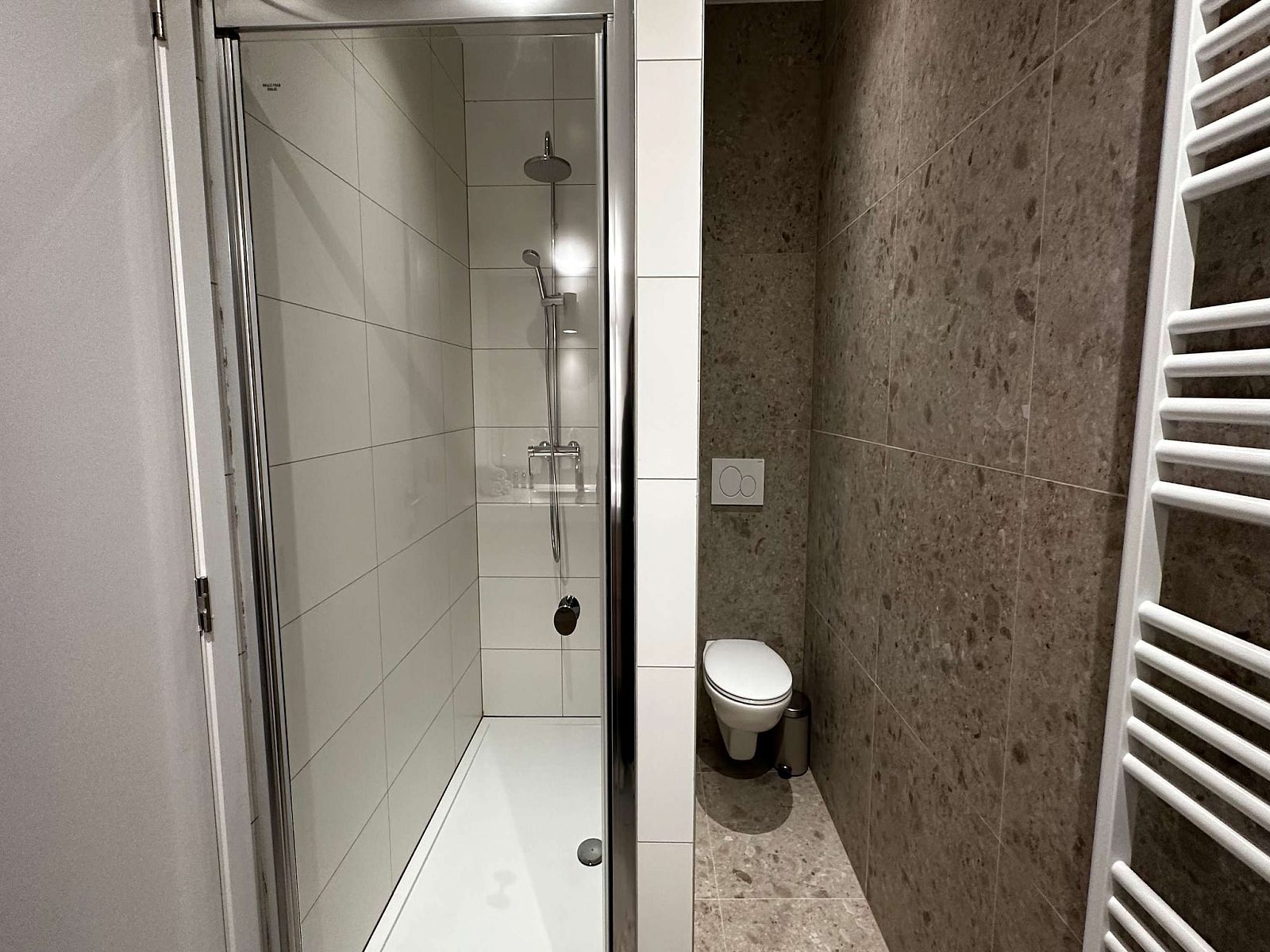 Guest house 040157 - Apartment Antwerp - Luxury 1BR Near Fashion District by OneLuxStay