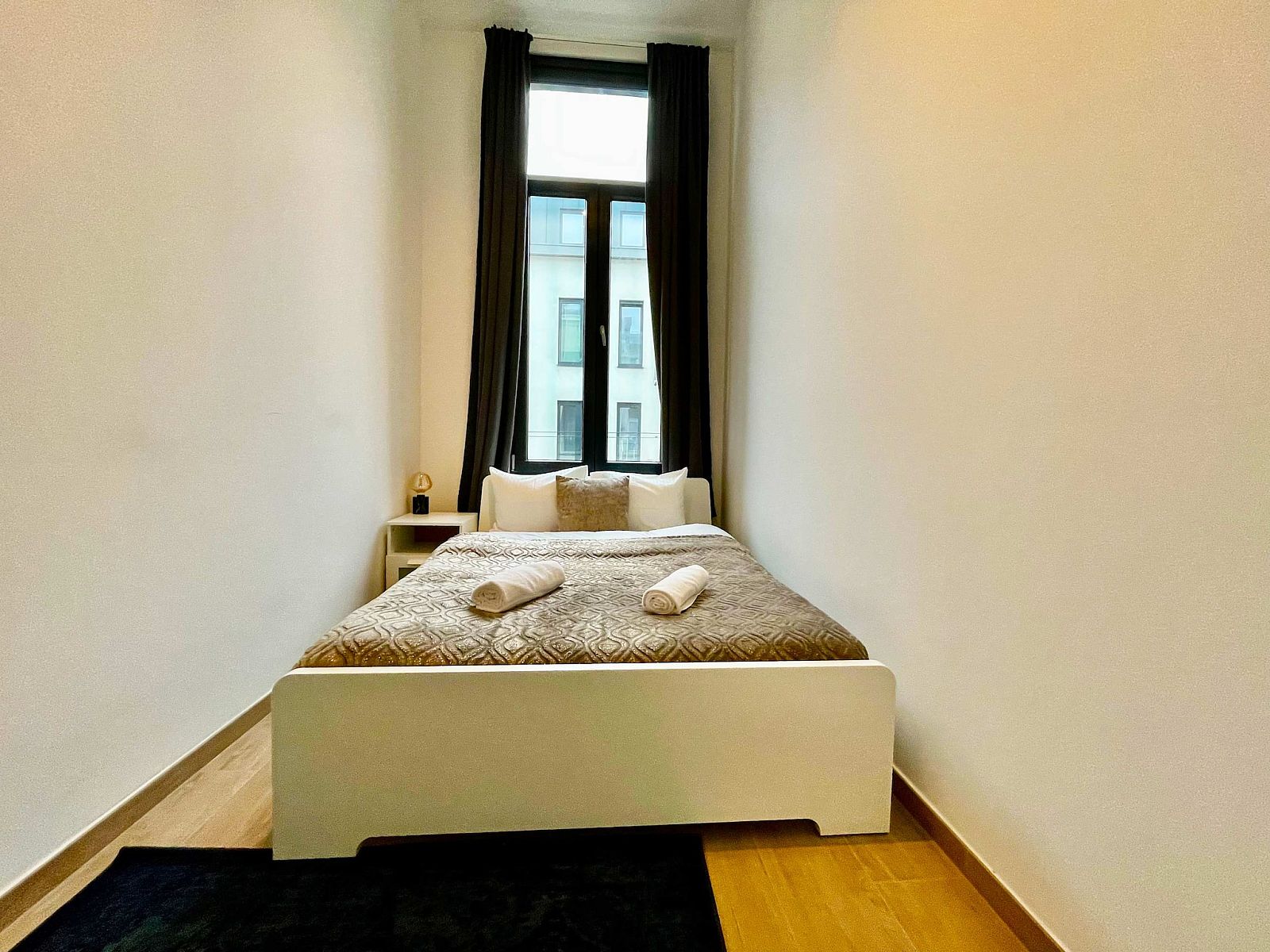 Guest house 040158 - Apartment Antwerp - Luxury 2BR 1BA Near Fashion District by OneLuxStay