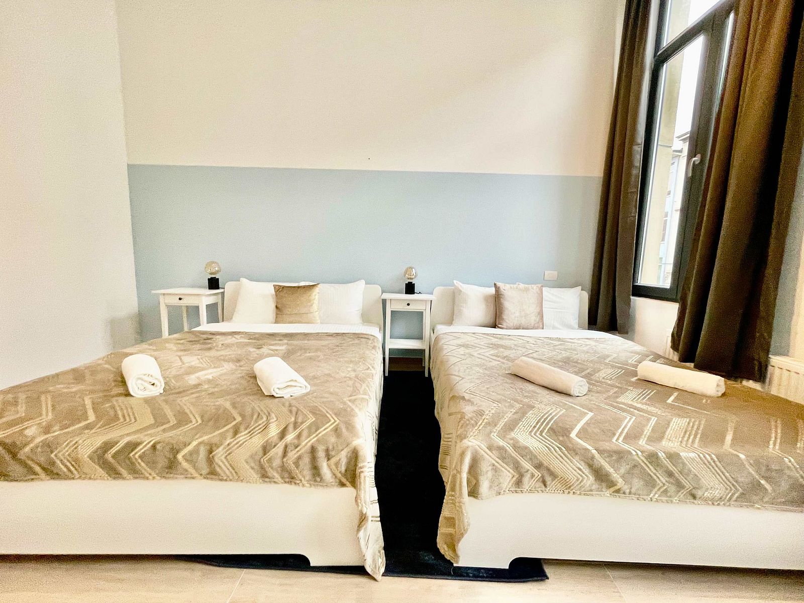 Guest house 040158 - Apartment Antwerp - Luxury 2BR 1BA Near Fashion District by OneLuxStay