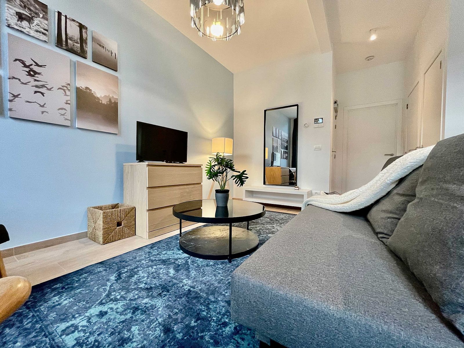 Guest house 040159 - Apartment Antwerp - Luxury Dlx 1BR Near Fashion District by OneLuxStay