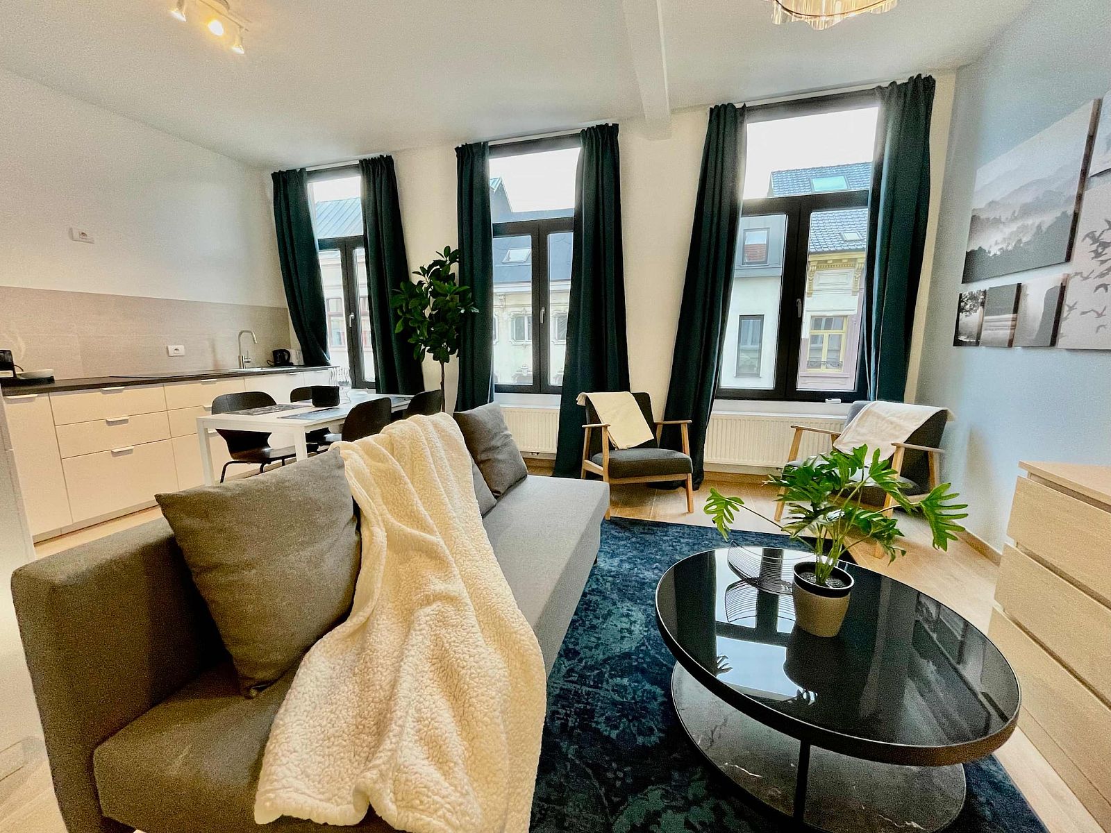 Guest house 040159 - Apartment Antwerp - Luxury Dlx 1BR Near Fashion District by OneLuxStay