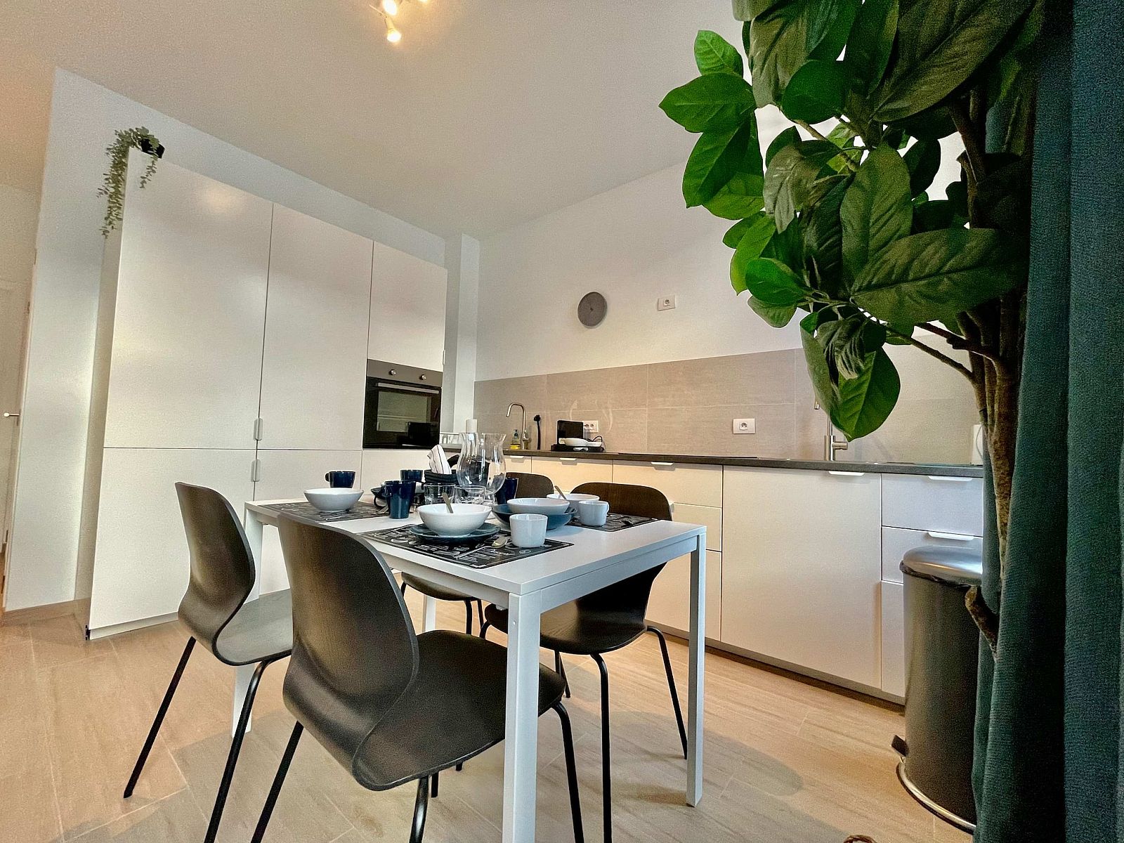 Guest house 040159 - Apartment Antwerp - Luxury Dlx 1BR Near Fashion District by OneLuxStay