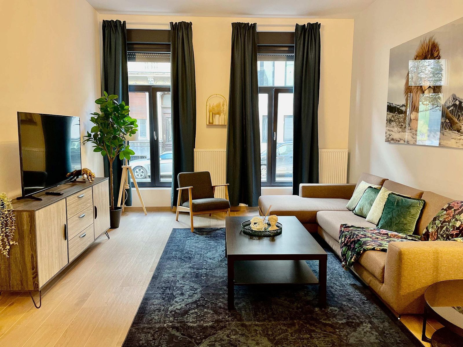 Guest house 040160 - Apartment Antwerp - Luxury 2BR 2BA Near Fashion District by OneLuxStay