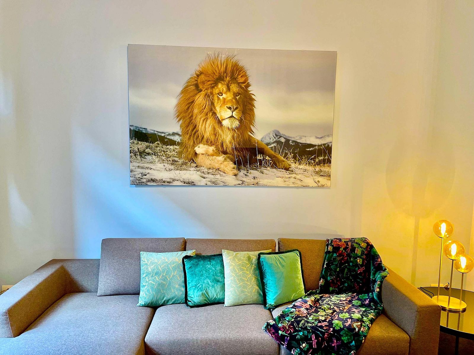 Guest house 040160 - Apartment Antwerp - Luxury 2BR 2BA Near Fashion District by OneLuxStay