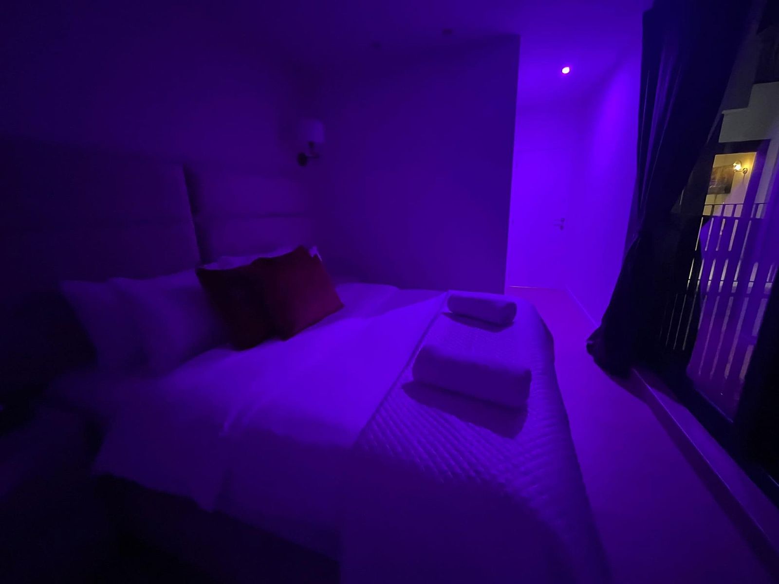 Guest house 040168 - Apartment Antwerp - One Lux Stay 2BR/2BA Antwerp near Central Station