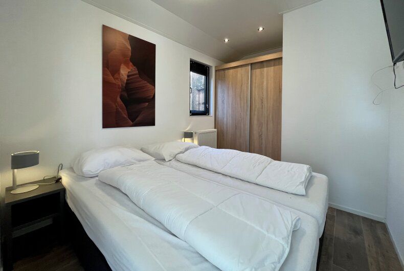 Helles Wohnzimmer in einem freistehenden Haus in 2400 Mol, Ferienhaus in Mol, Antwerpen, mit Blick auf die grne Umgebung.