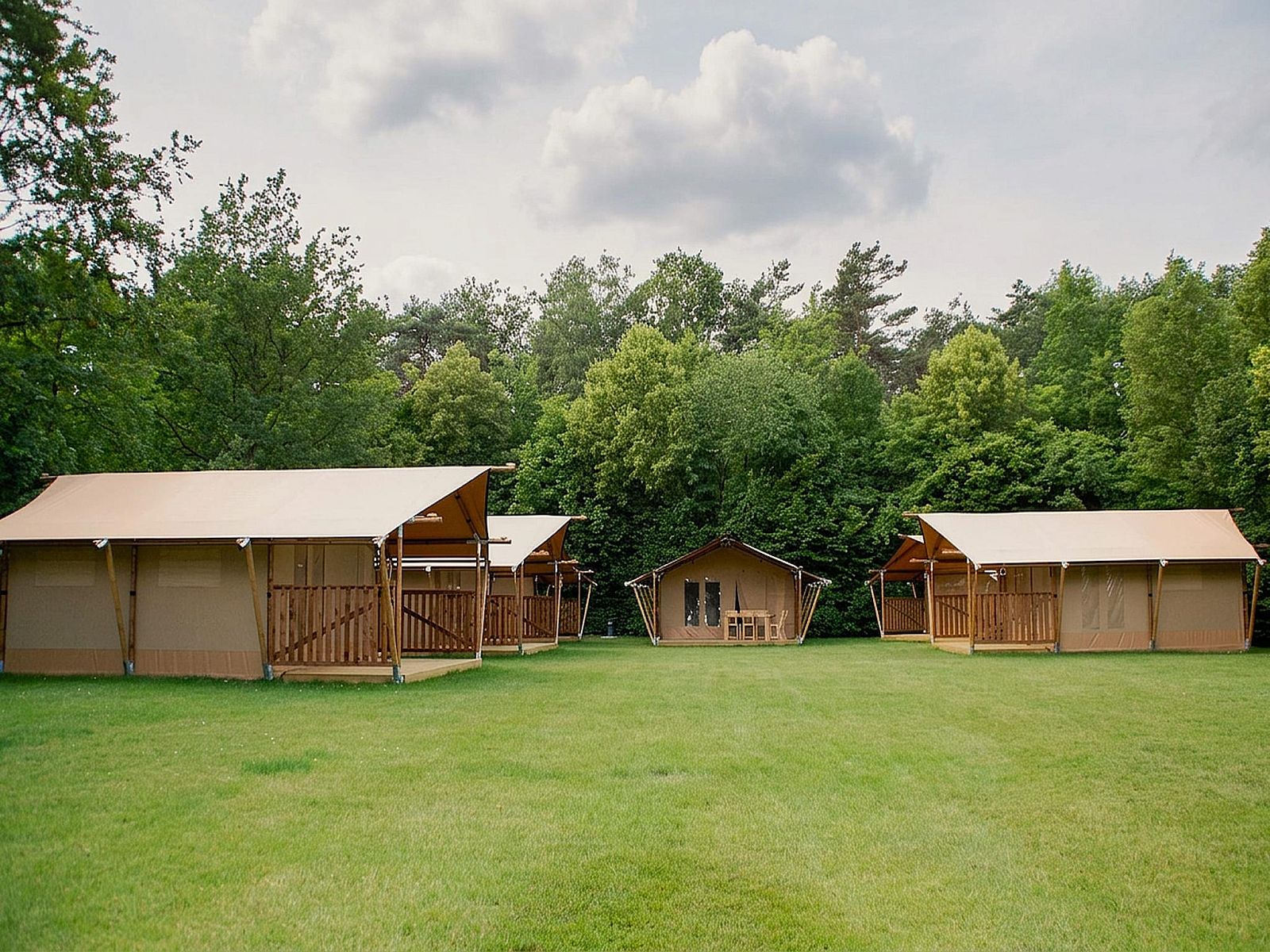 Guest house 042412 - Apartment Antwerp - Safari tent for 5 person