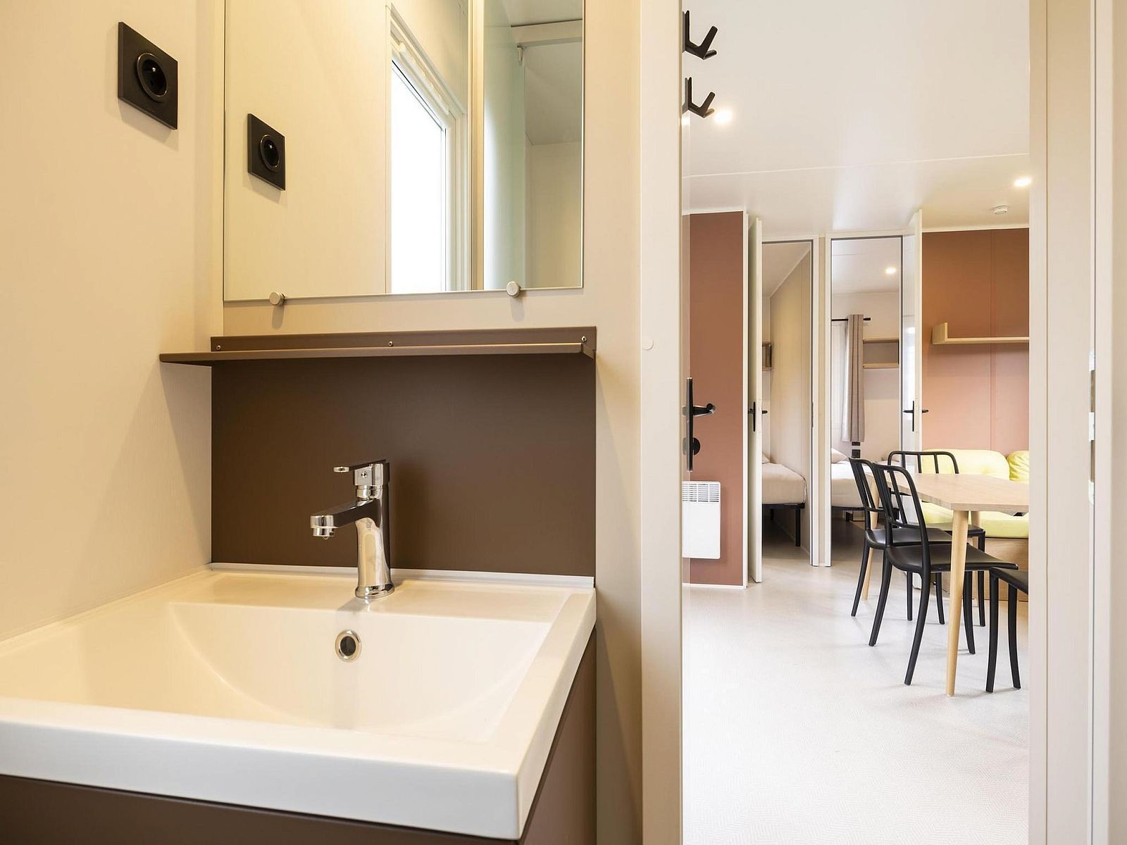 Guest house 042416 - Apartment Antwerp - Super Cordelia