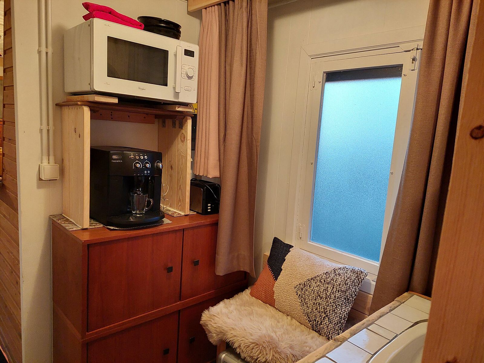 Guest house 044418 - Chalet Antwerp - Casita La Luna