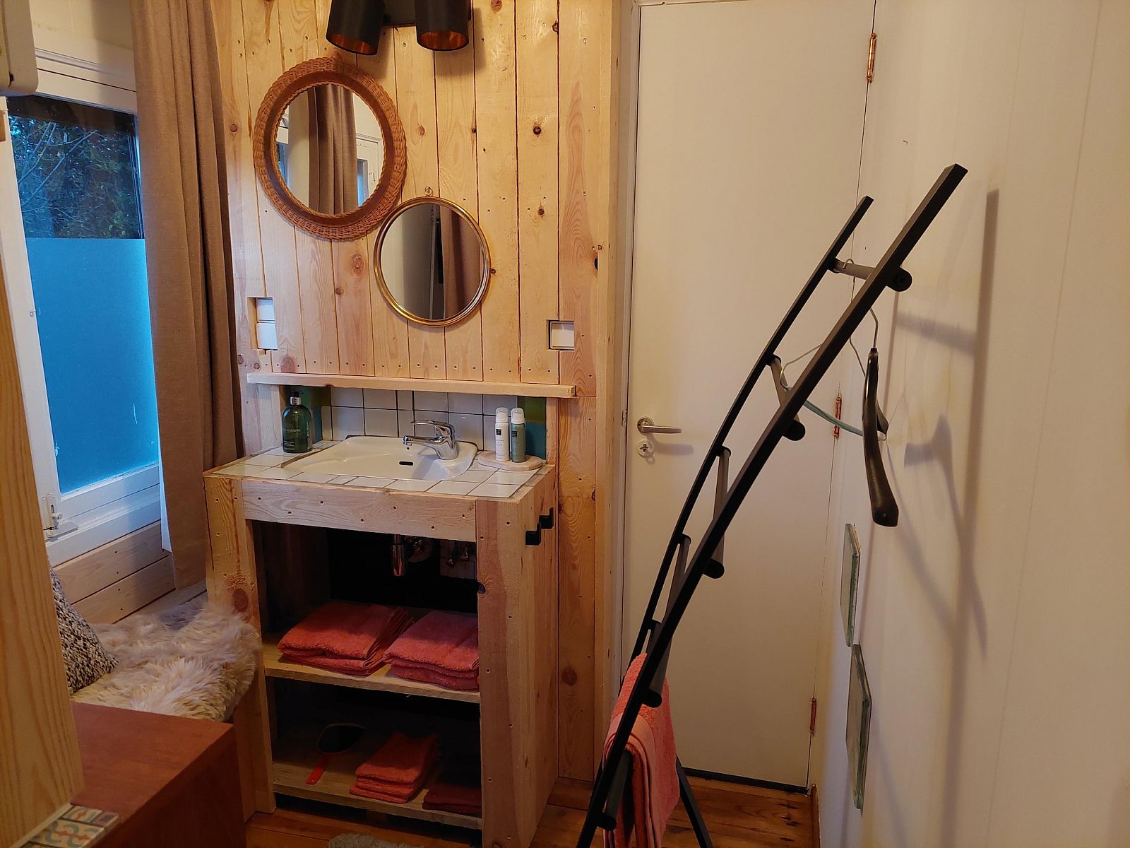 Guest house 044418 - Chalet Antwerp - Casita La Luna