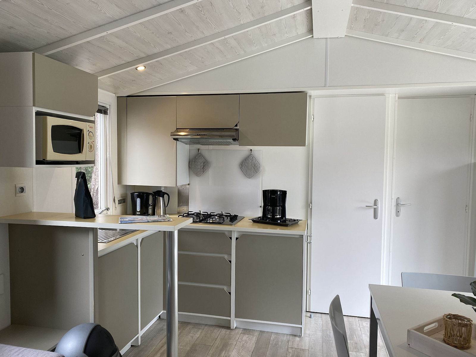 Unterkunft 046910 - Chalet Antwerpen - Verblijfpark Breebos 2