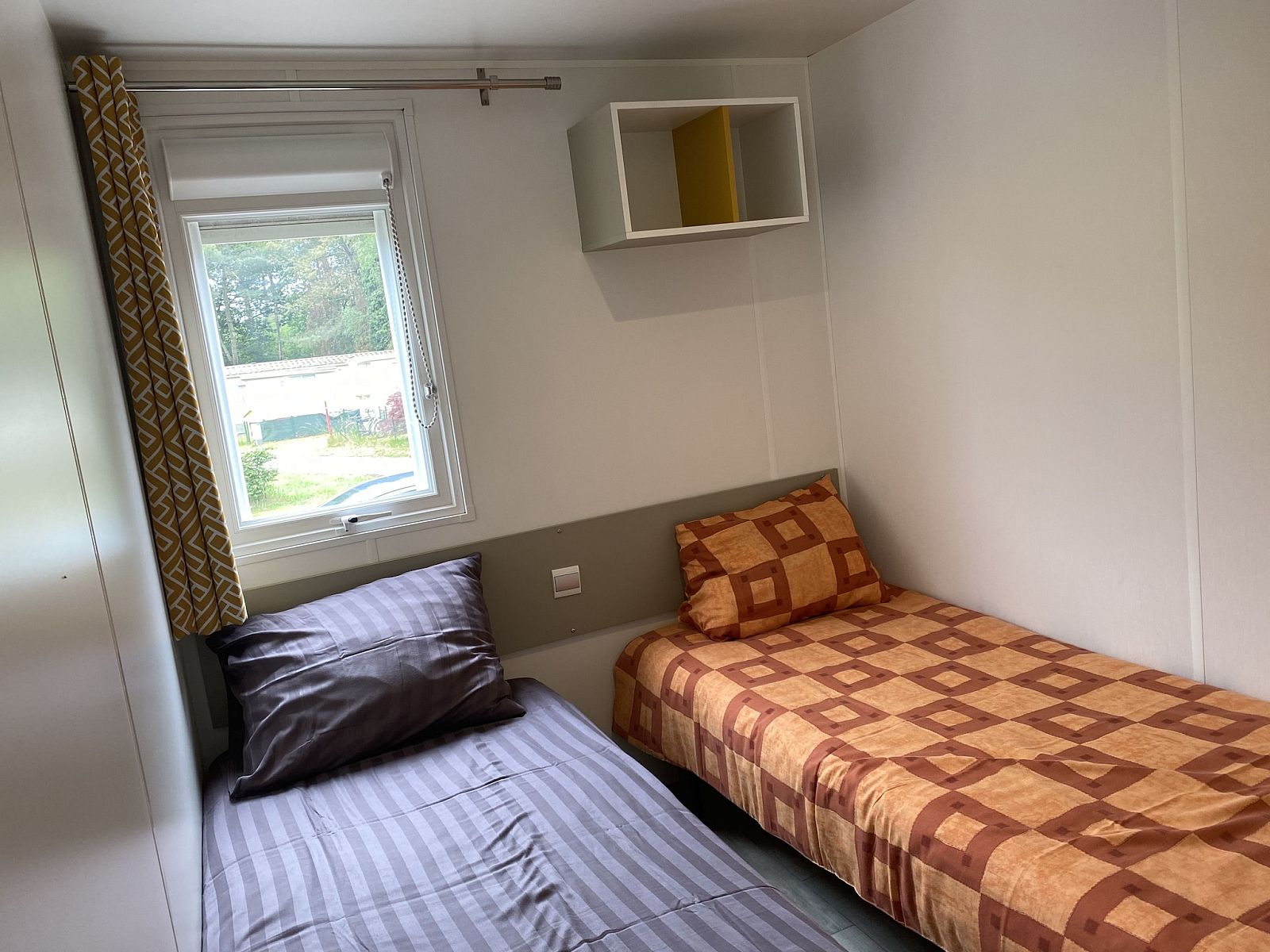 Unterkunft 046910 - Chalet Antwerpen - Verblijfpark Breebos 2