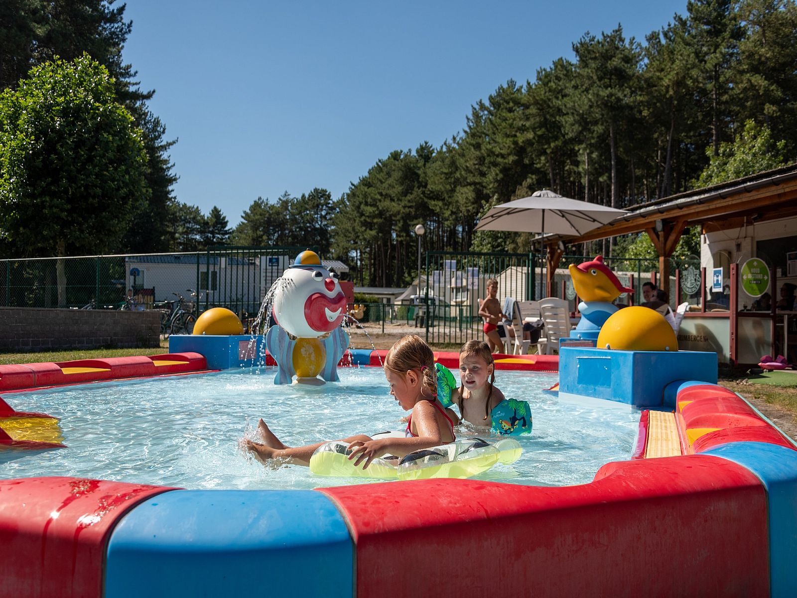 Unterkunft 046910 - Chalet Antwerpen - Verblijfpark Breebos 2