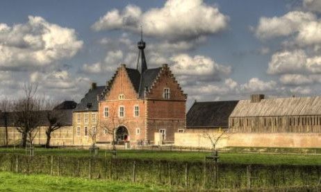Historisch gebouw in Hasselt, nabij StadOase-Hasselt vakantiehuis in Limburg, Belgie.