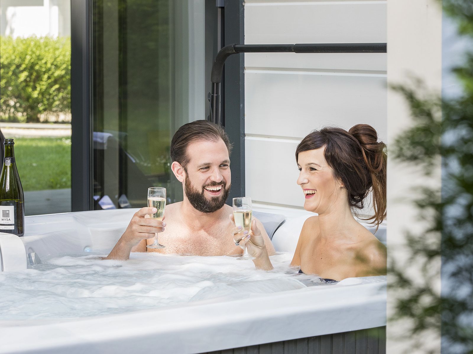Verblijf 0547176 - Bungalow Limburg - Mooi Zutendaal | 4-persoons wellnessvilla | 4L
