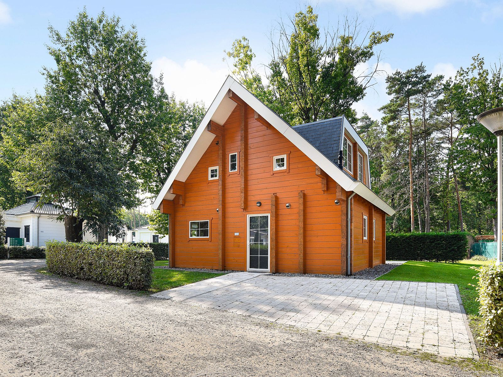 Verblijf 0547186 - Bungalow Limburg - Mooi Zutendaal | 4-persoons bungalow | 4B2