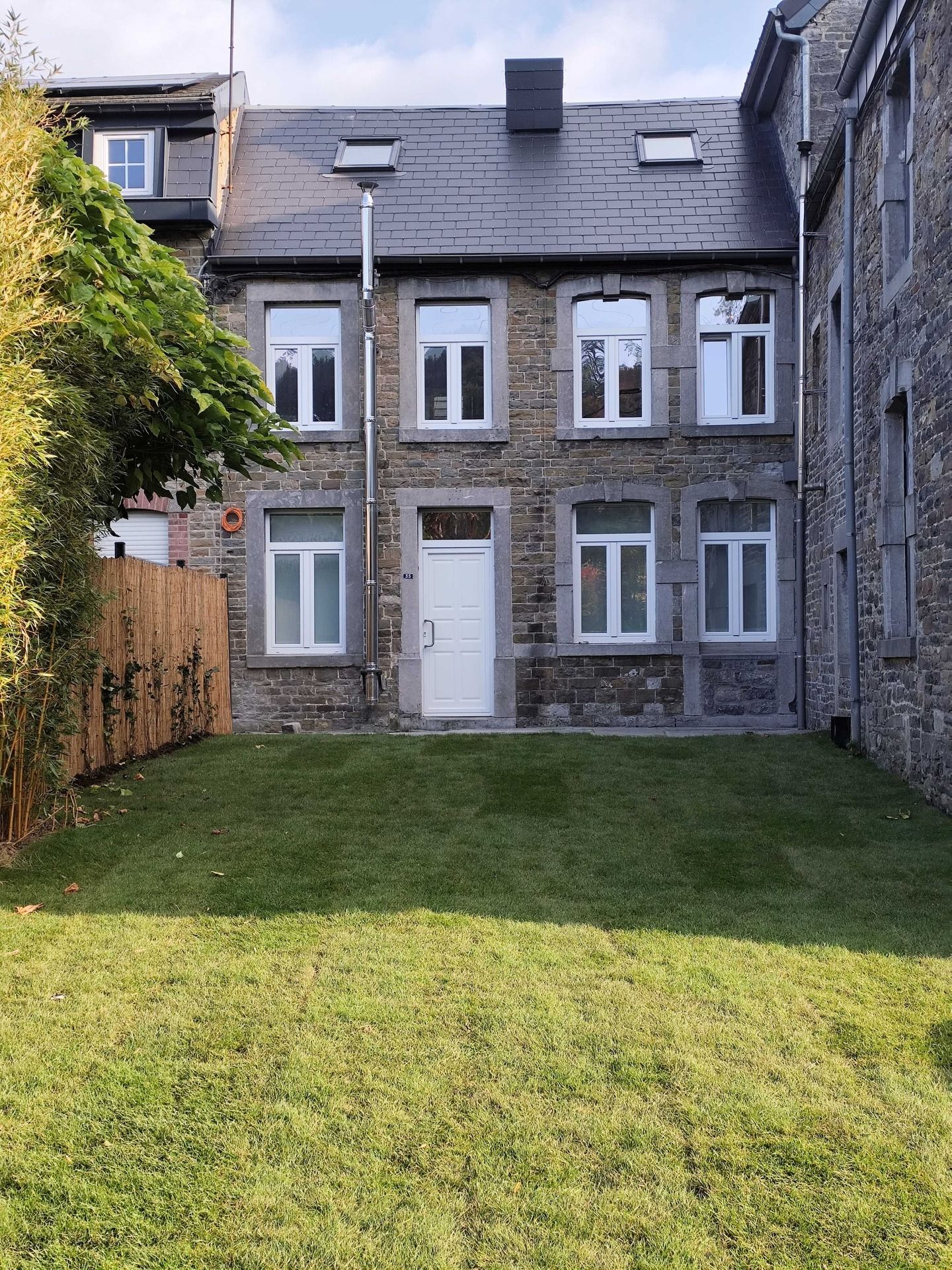 Guest house 060505 - Holiday property Liege - Vrijstaande woning in Sprimont