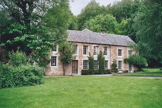 Charmant vakantiehuis Maison Polleur in de groene Ardennen, Luik, Belgie, omgeven door natuur.