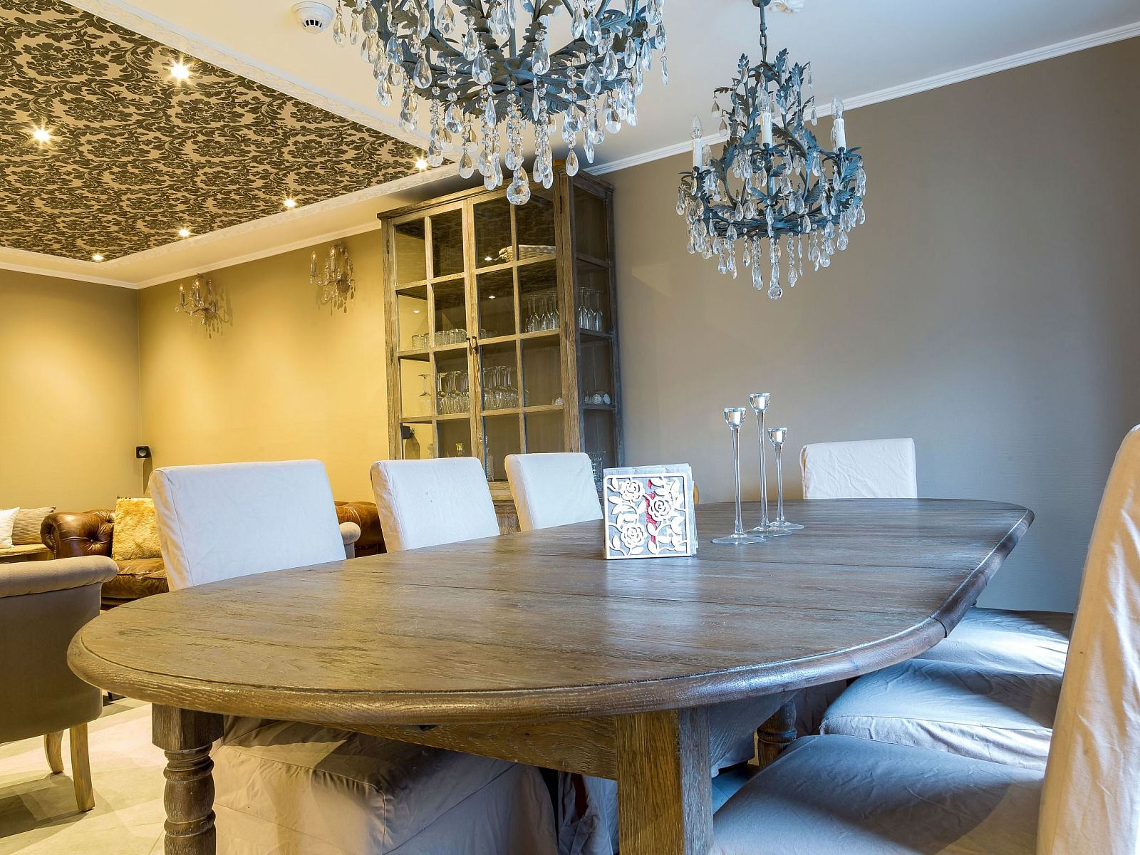 Guest house 061627 - Holiday property Liege - Vakantiehuis Villa "Marie France" Wellness 9 Personen