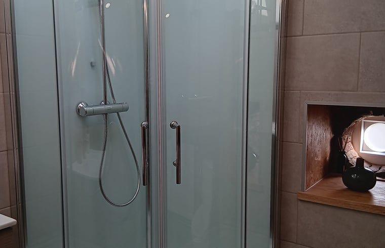 Guest house 070502 - Holiday property Hainaut - Vakantiehuisje in Sivry