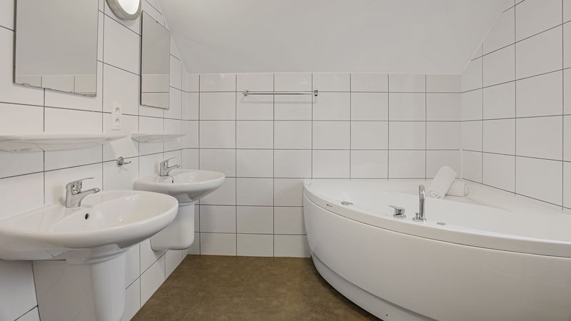 Picture 13