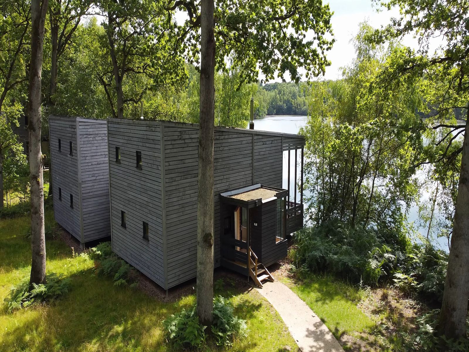 Unterkunft 07356128 - Ferienhaus Hennegau - The Lake House by YourNature
