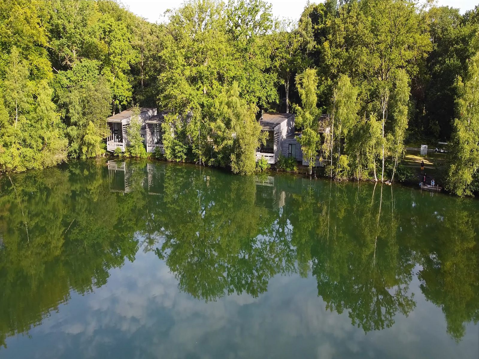 Unterkunft 07356128 - Ferienhaus Hennegau - The Lake House by YourNature